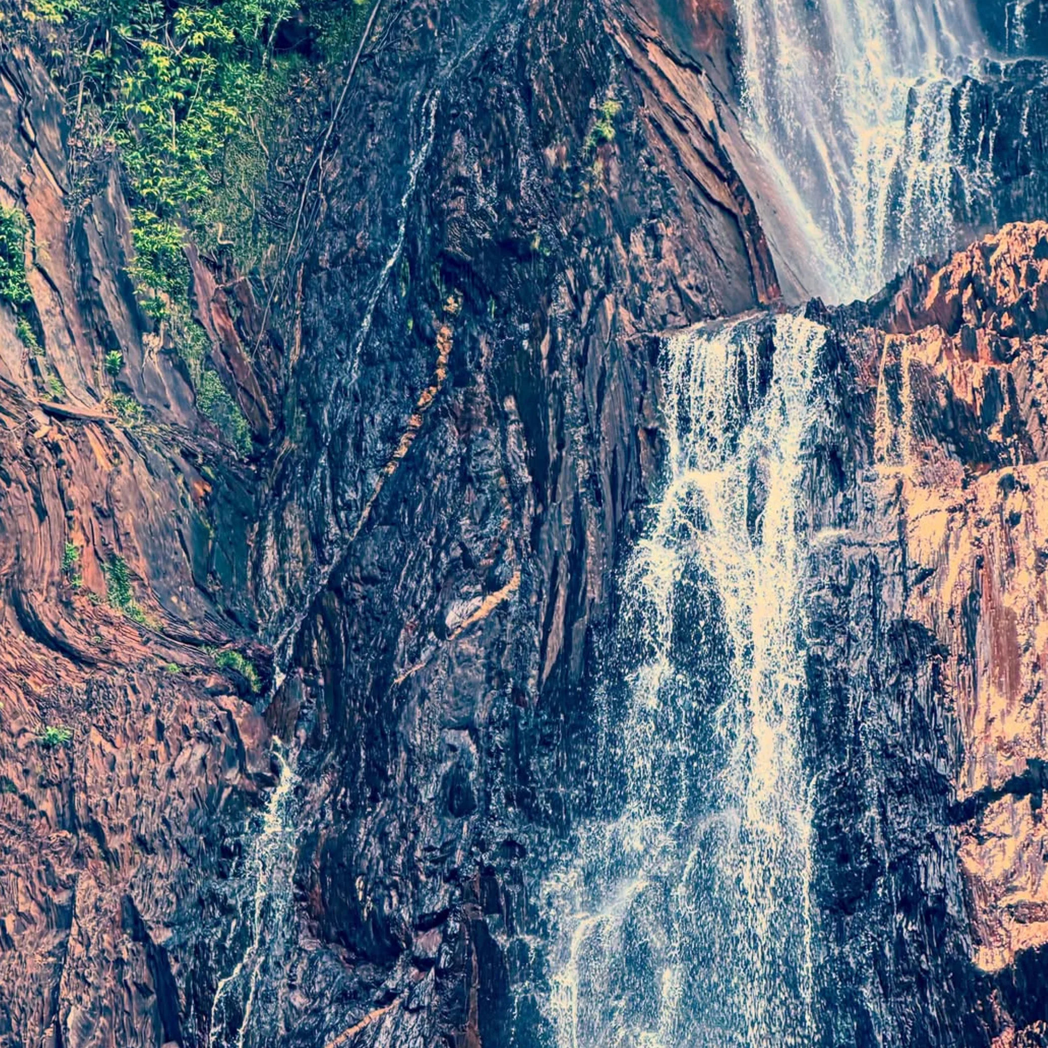 waterfall in northern territory