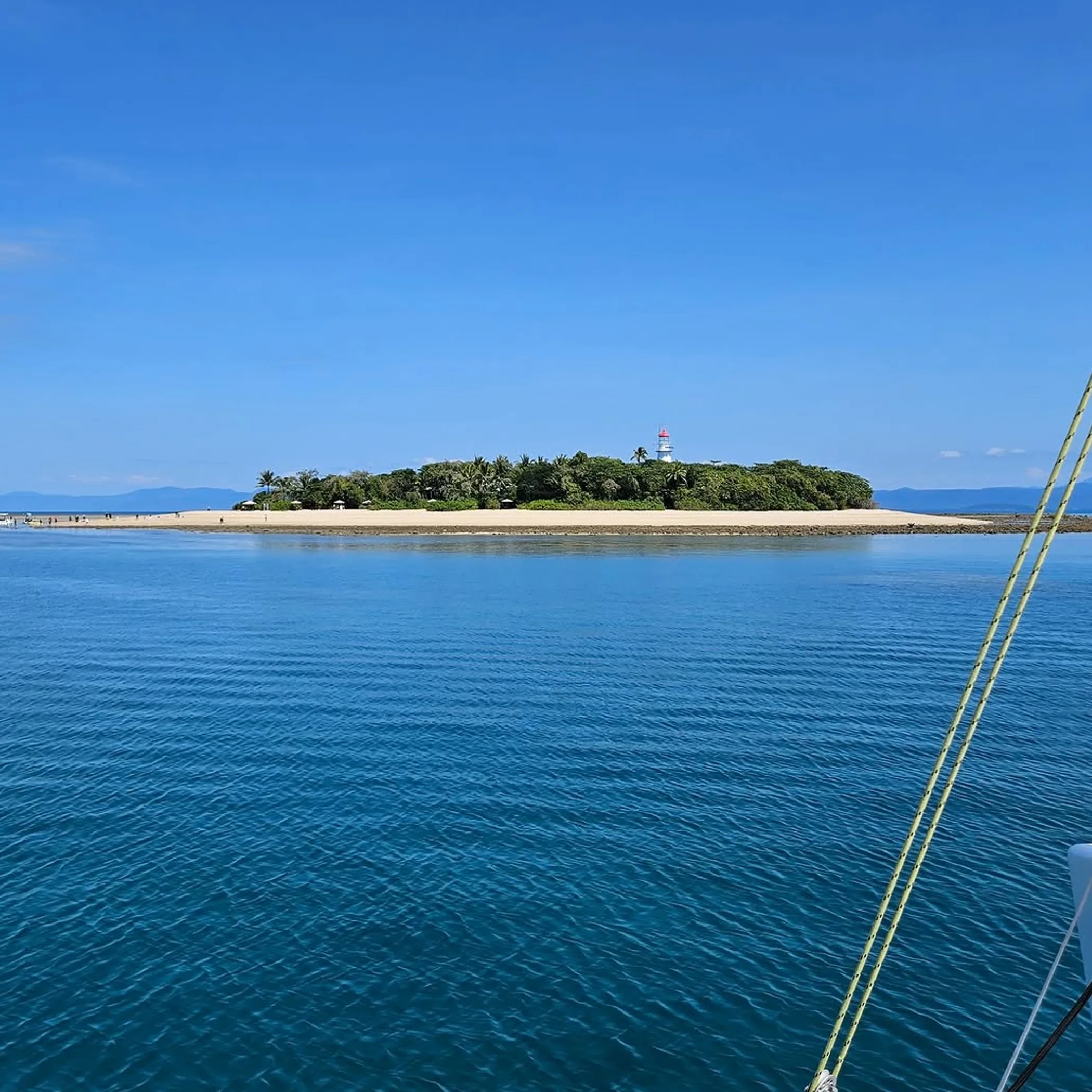 tropical marine excursion setting